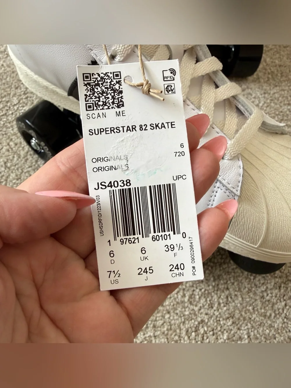 Adidas Superstar 82 Skate White Black JS4038 Women's Size 7.5